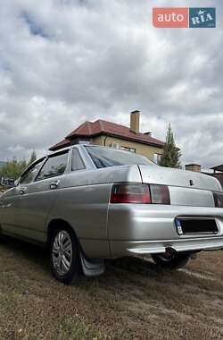 Седан ВАЗ 2110 2003 в 