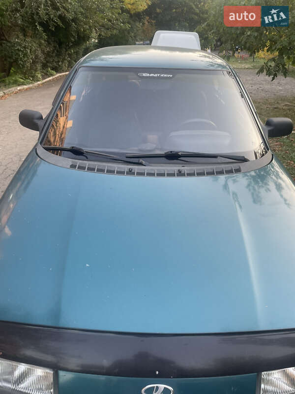 Седан ВАЗ / Lada 2110 2001 в Краматорську