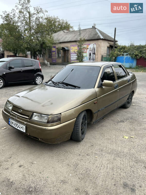 ВАЗ / Lada 2110 2000