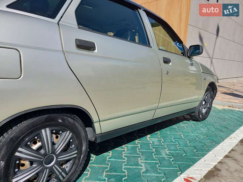 Седан ВАЗ / Lada 2110 2006 в Черновцах фото 18 Седан ВАЗ / Lada 2110 2006 в Черновцах