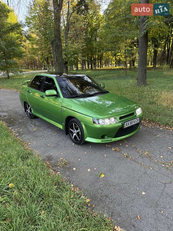 ВАЗ / Lada 2110 2002