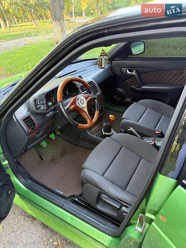 Седан ВАЗ / Lada 2110 2002 в Харькове фото 14 Седан ВАЗ / Lada 2110 2002 в Харькове