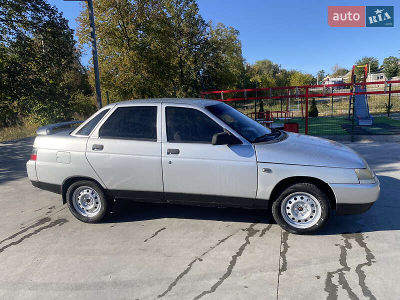 Седан ВАЗ / Lada 2110 2003 в Днепре