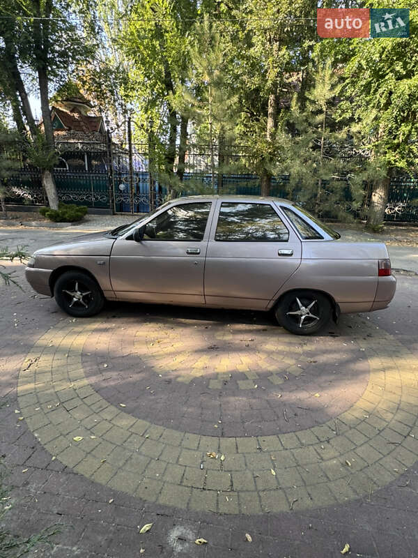 Седан ВАЗ / Lada 2110 2000 в Запорожье