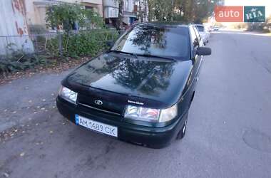 Седан ВАЗ 2110 2004 в 