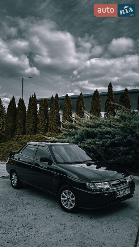 Седан ВАЗ / Lada 2110 2006 в Смеле