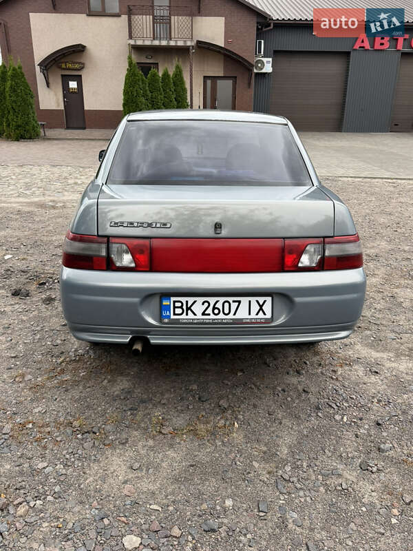 Седан ВАЗ / Lada 2110 2002 в Сарнах
