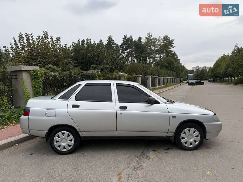 Седан ВАЗ / Lada 2110 2008 в Умани