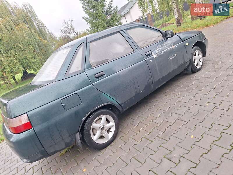 Седан ВАЗ / Lada 2110 2001 в Черновцах