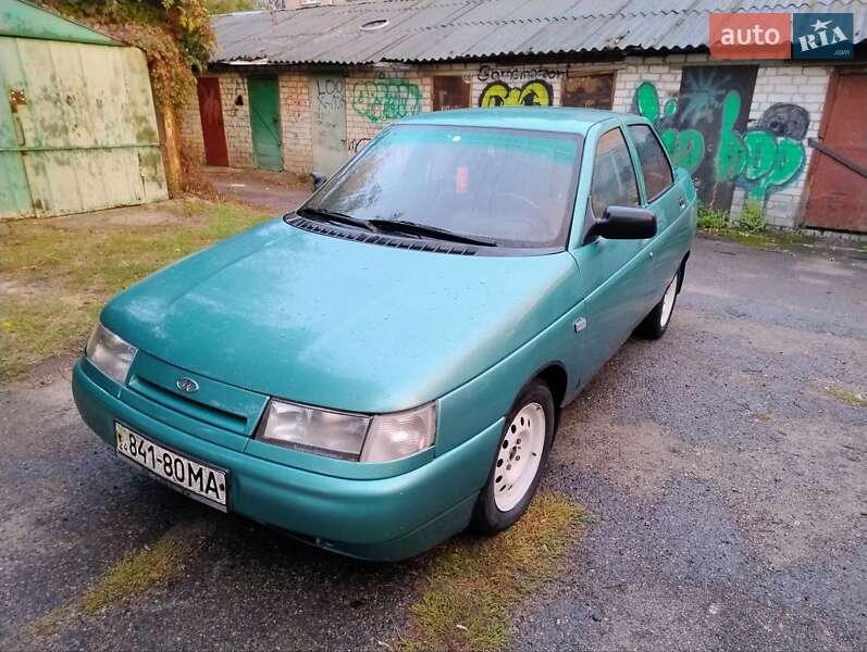 Седан ВАЗ / Lada 2110 2001 в Черкасах