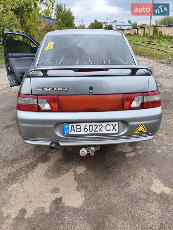 Седан ВАЗ / Lada 2110 2002 в Виннице