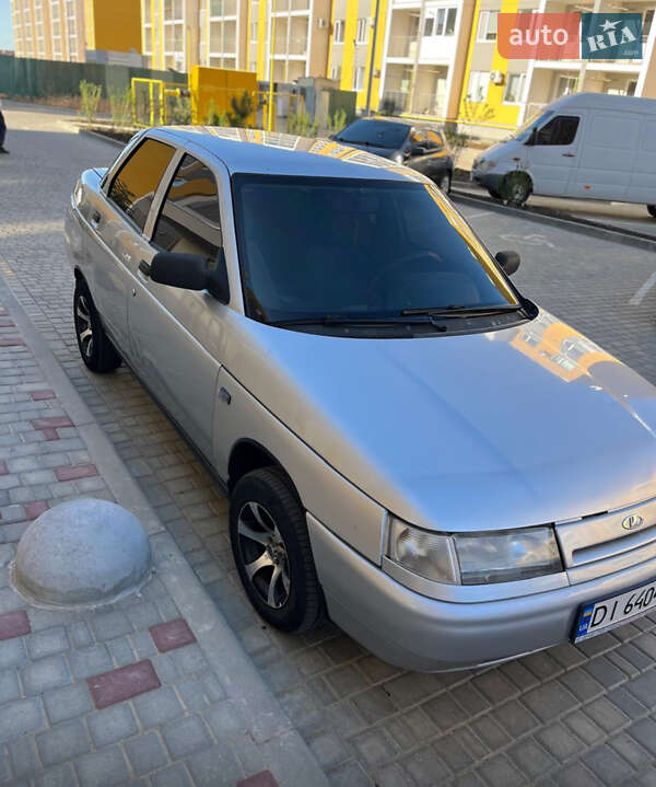 Седан ВАЗ 2110 2006 в 
