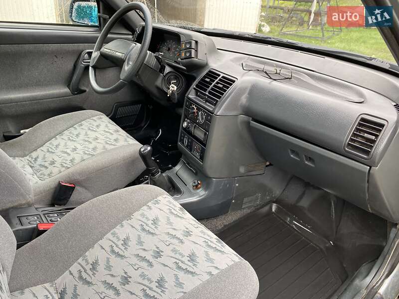 Седан ВАЗ / Lada 2110 2005 в Каменец-Подольском