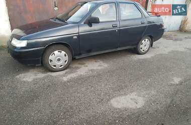 Седан ВАЗ 2110 2004 в 