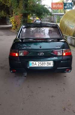 Седан ВАЗ 2110 2002 в  фото 3 Седан ВАЗ 2110 2002 в