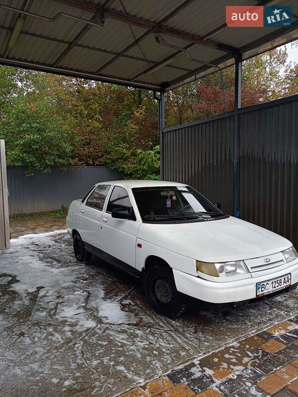 Седан ВАЗ / Lada 2110 1999 в Перемышлянах