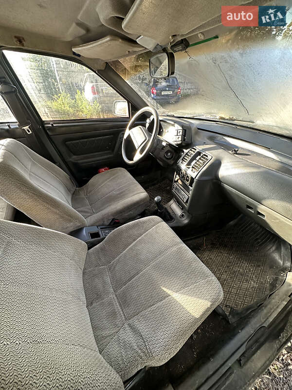 Седан ВАЗ / Lada 2110 1999 в Киеве
