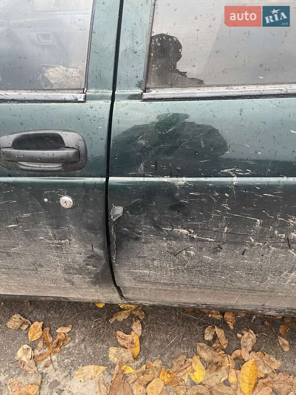 Седан ВАЗ / Lada 2110 2001 в Ромнах