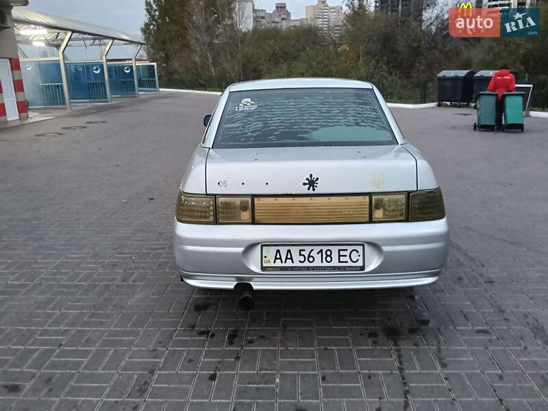 Седан ВАЗ / Lada 2110 2007 в Киеве фото 7 Седан ВАЗ / Lada 2110 2007 в Киеве