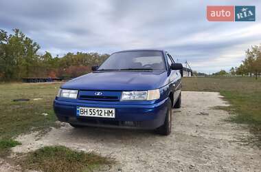 Седан ВАЗ 2110 2001 в  фото 2 Седан ВАЗ 2110 2001 в