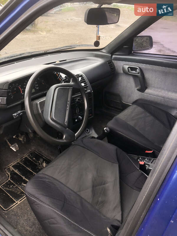 Седан ВАЗ / Lada 2110 2002 в Львове фото 7 Седан ВАЗ / Lada 2110 2002 в Львове