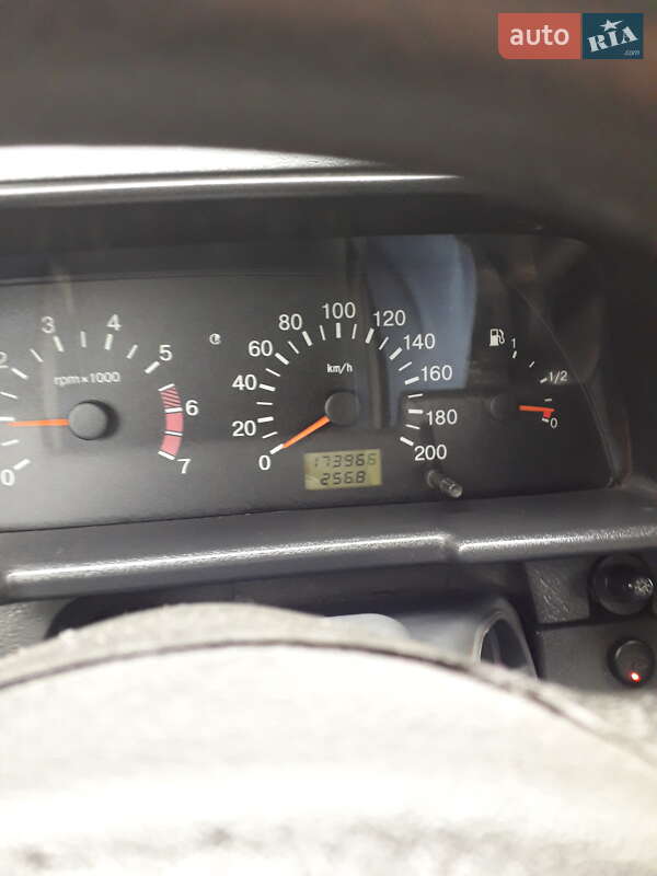ВАЗ / Lada 2110 2004