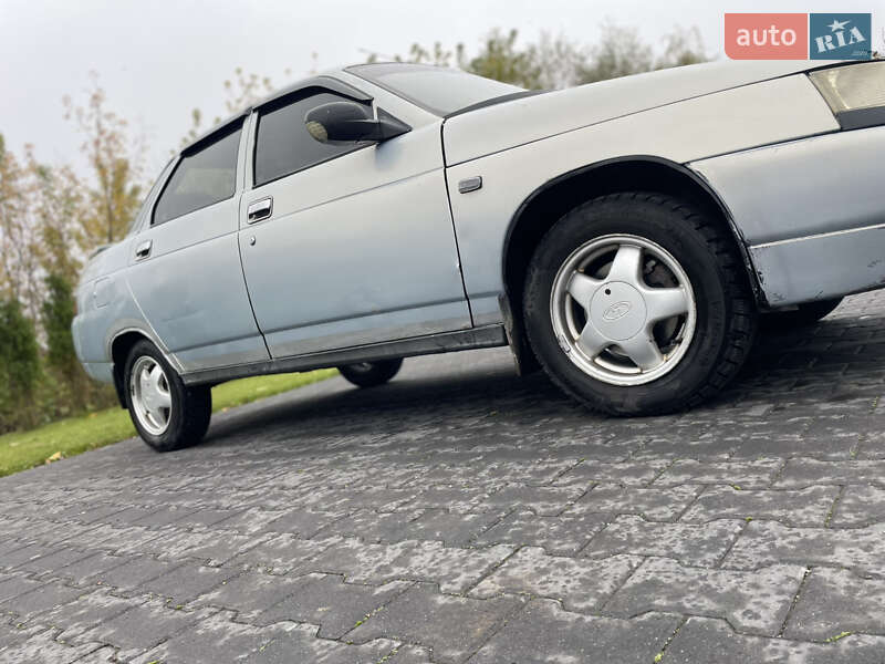 Седан ВАЗ / Lada 2110 2004 в Золочеве