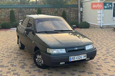 Седан ВАЗ 2110 2002 в 