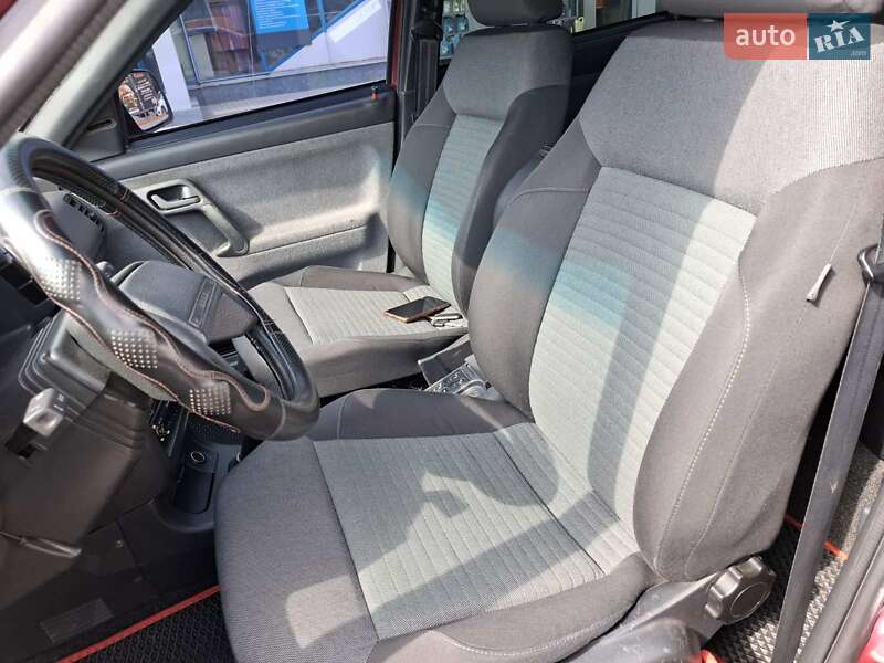 Седан ВАЗ / Lada 2110 2004 в Николаеве фото 15 Седан ВАЗ / Lada 2110 2004 в Николаеве