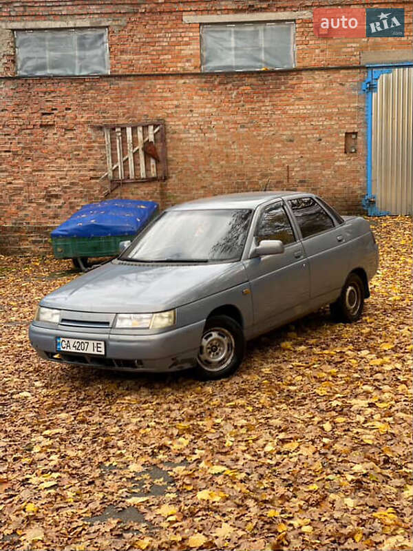 Седан ВАЗ / Lada 2110 2001 в Умані фото 5 Седан ВАЗ / Lada 2110 2001 в Умані