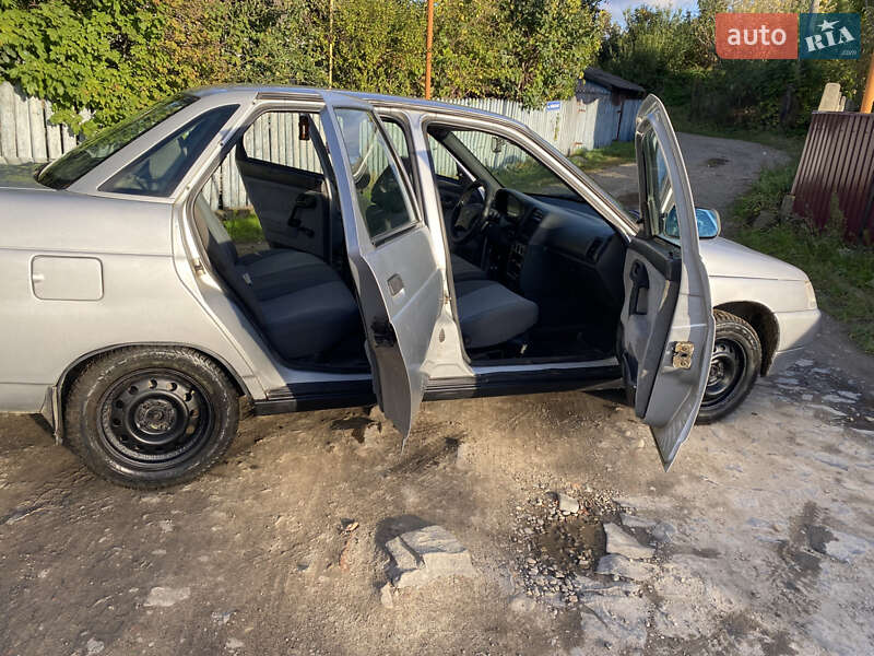 Седан ВАЗ / Lada 2110 2008 в Черновцах фото 9 Седан ВАЗ / Lada 2110 2008 в Черновцах