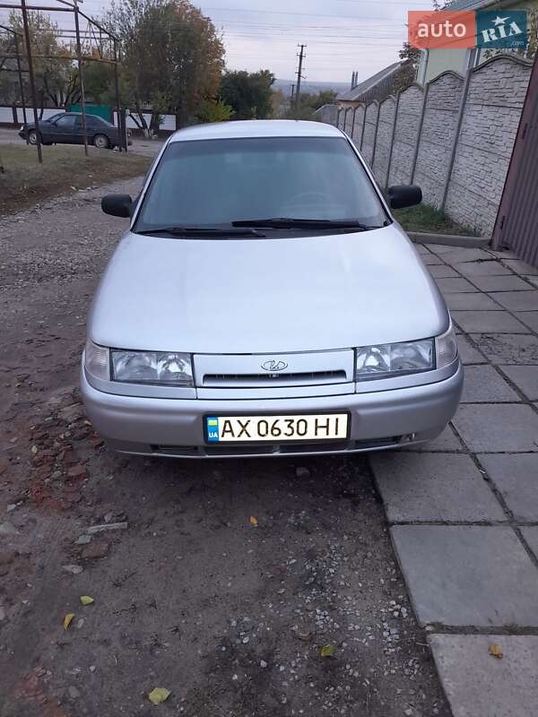 Седан ВАЗ / Lada 2110 2005 в Чугуеве фото 12 Седан ВАЗ / Lada 2110 2005 в Чугуеве