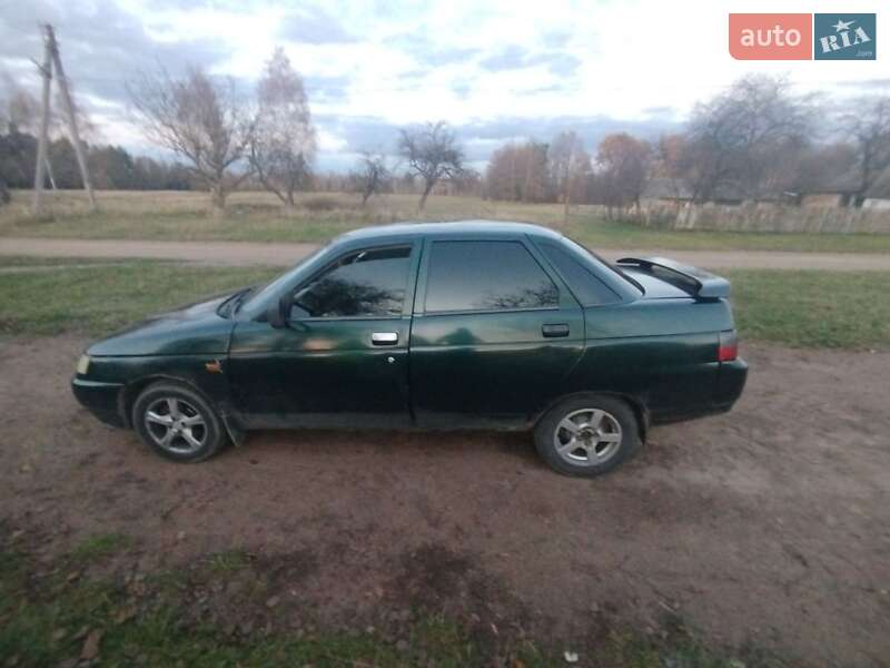 Седан ВАЗ / Lada 2110 2002 в Коростені