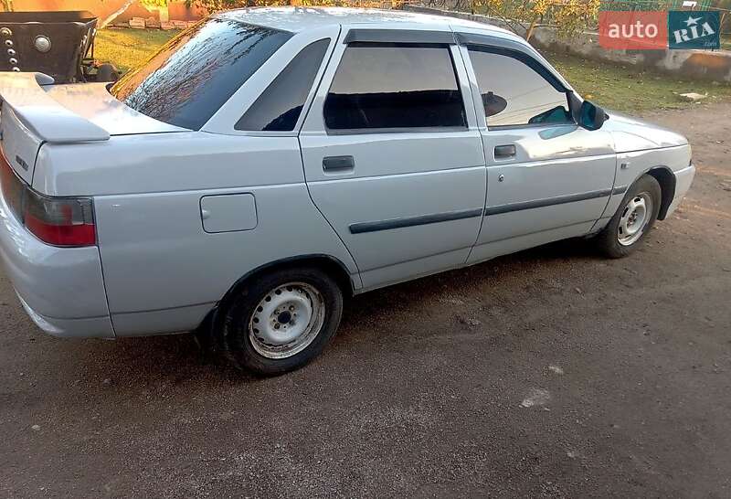 Седан ВАЗ / Lada 2110 2002 в Первомайську