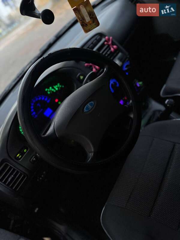 Седан ВАЗ / Lada 2110 2008 в Києві фото 4 Седан ВАЗ / Lada 2110 2008 в Києві