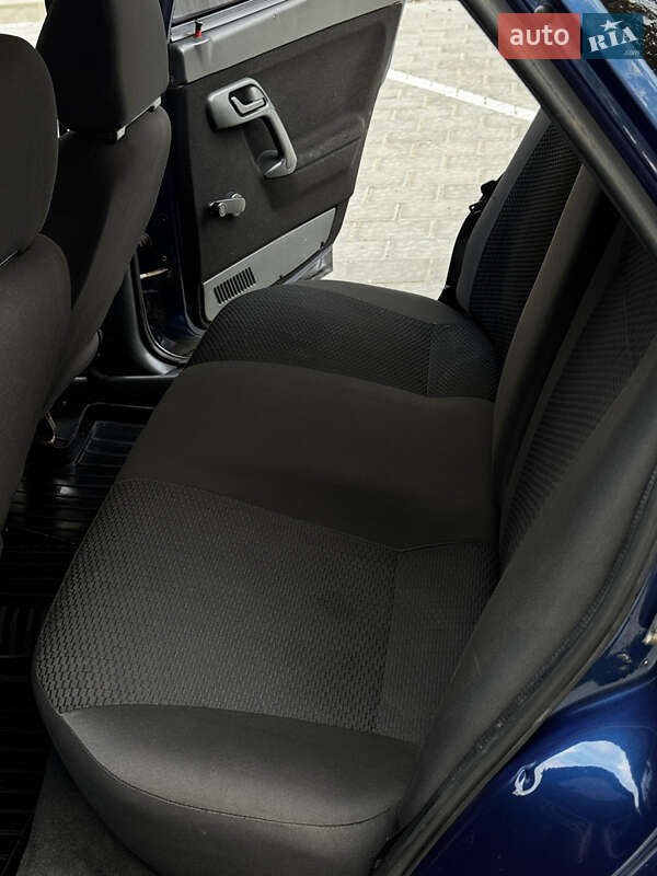 Седан ВАЗ / Lada 2110 2011 в Рівному фото 26 Седан ВАЗ / Lada 2110 2011 в Рівному