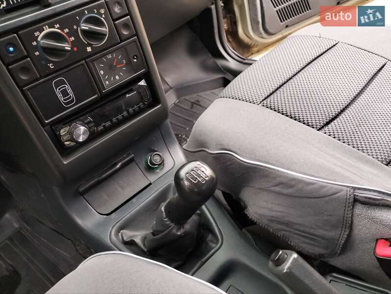 Седан ВАЗ / Lada 2110 2006 в Николаеве фото 20 Седан ВАЗ / Lada 2110 2006 в Николаеве