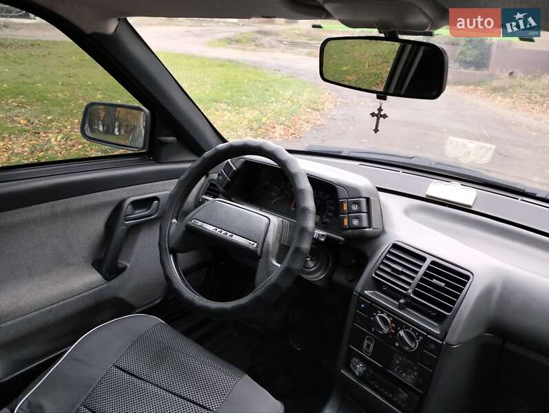 Седан ВАЗ / Lada 2110 2006 в Николаеве