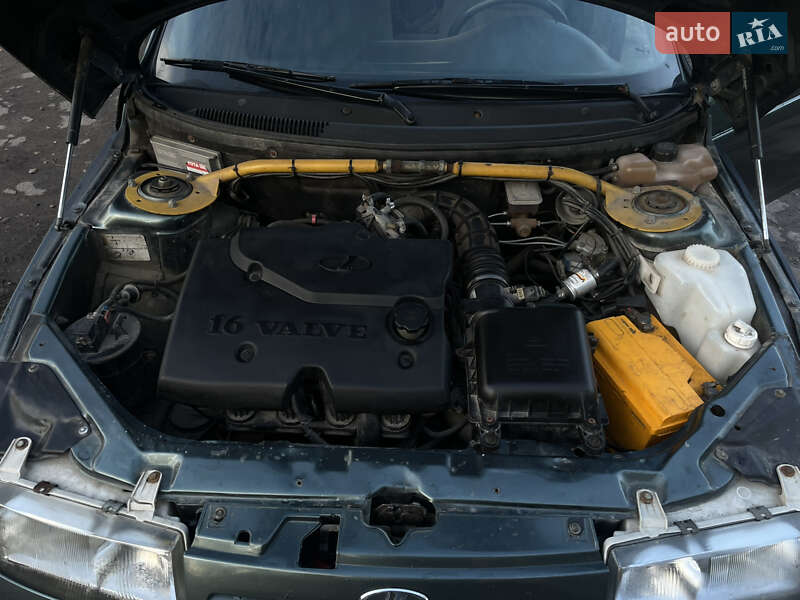 Седан ВАЗ / Lada 2110 2010 в Житомирі