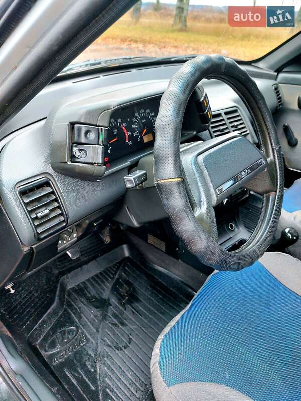 Седан ВАЗ / Lada 2110 2001 в Тростянці фото 20 Седан ВАЗ / Lada 2110 2001 в Тростянці