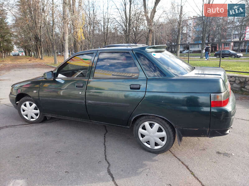 Седан ВАЗ / Lada 2110 2002 в Кременчуге фото 6 Седан ВАЗ / Lada 2110 2002 в Кременчуге