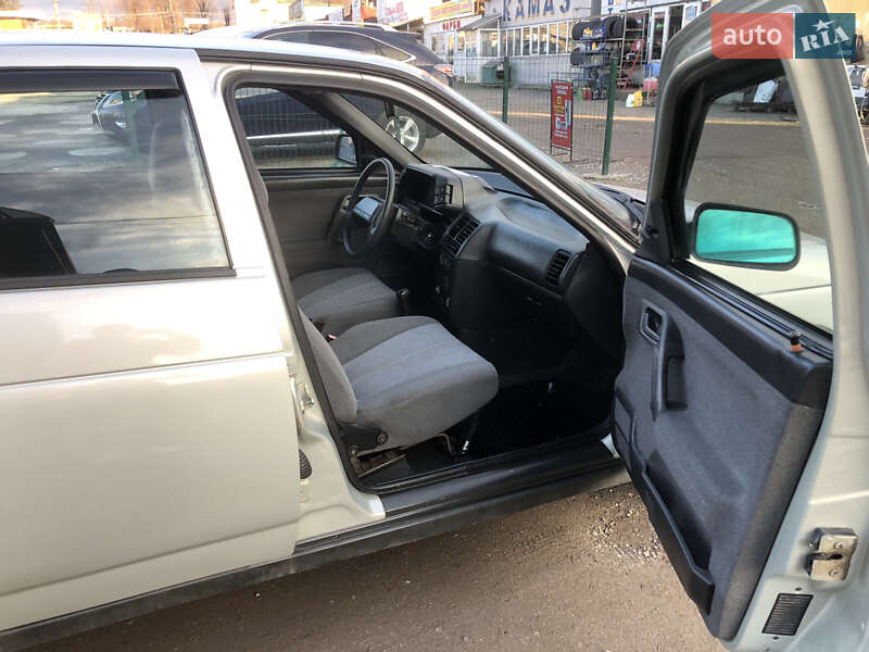 Седан ВАЗ / Lada 2110 2004 в Тернополе