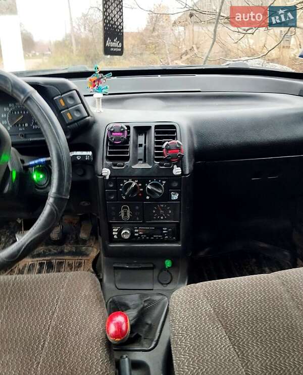 Седан ВАЗ / Lada 2110 1999 в Калиновке фото 5 Седан ВАЗ / Lada 2110 1999 в Калиновке