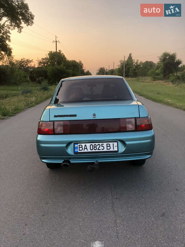 Седан ВАЗ / Lada 2110 2000 в Олександрії