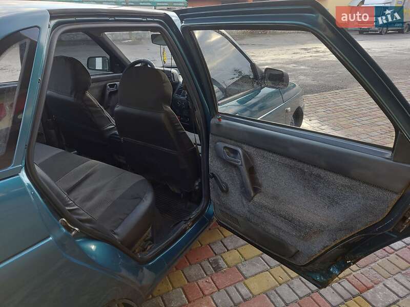 Седан ВАЗ / Lada 2110 1999 в Новій Водолагі