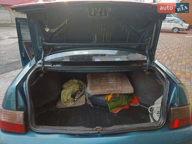 Седан ВАЗ / Lada 2110 1999 в Новій Водолагі