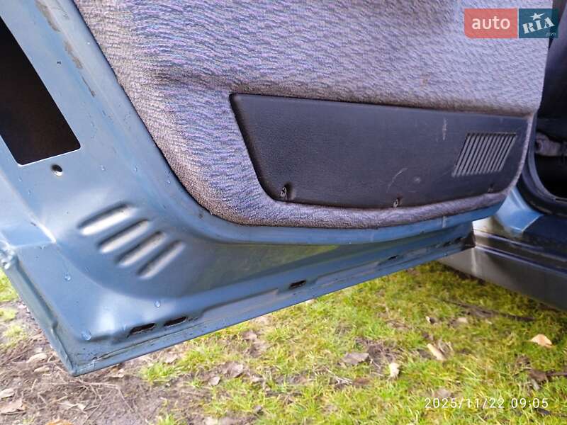 Седан ВАЗ / Lada 2110 2002 в Балаклії фото 25 Седан ВАЗ / Lada 2110 2002 в Балаклії