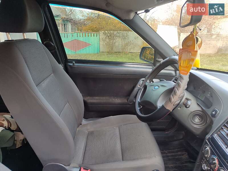 Седан ВАЗ / Lada 2110 2011 в Семенівці