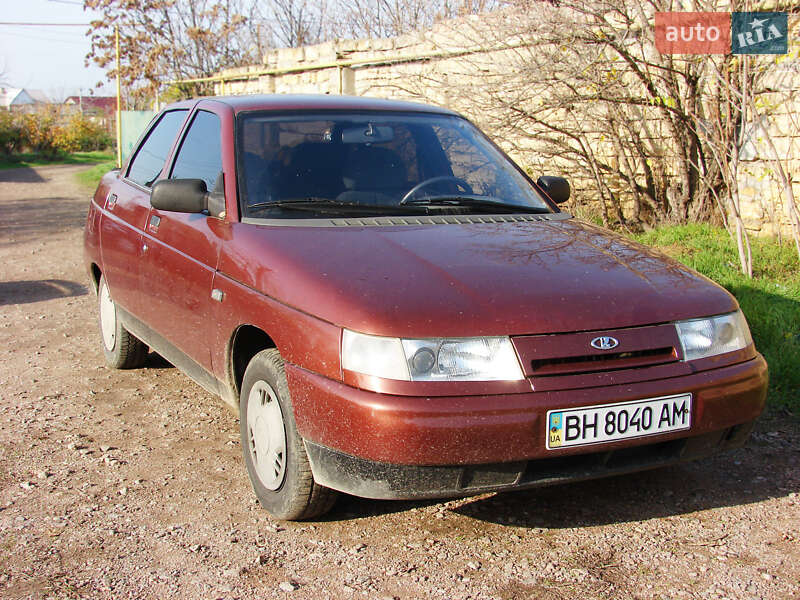Седан ВАЗ / Lada 2110 1999 в Одессе