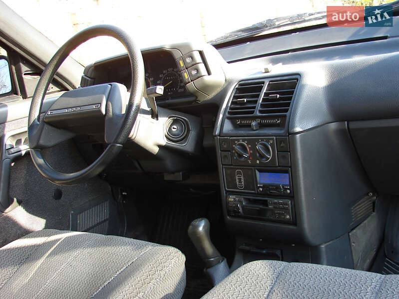 Седан ВАЗ / Lada 2110 1999 в Одессе